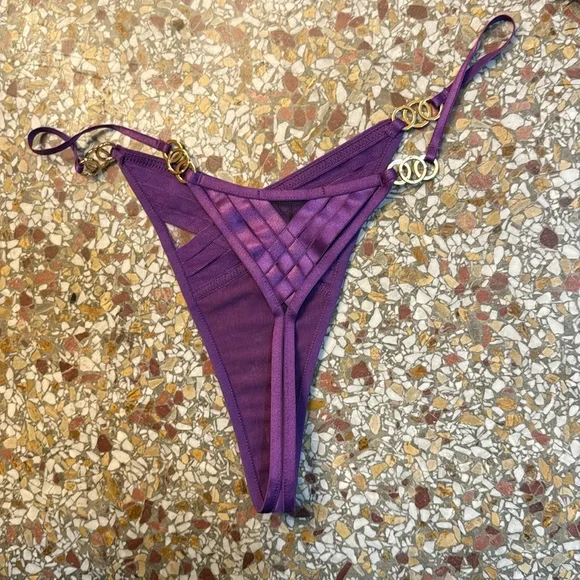 Honey Birdette Tamara Bra and Thong Set - Picture 6 of 7